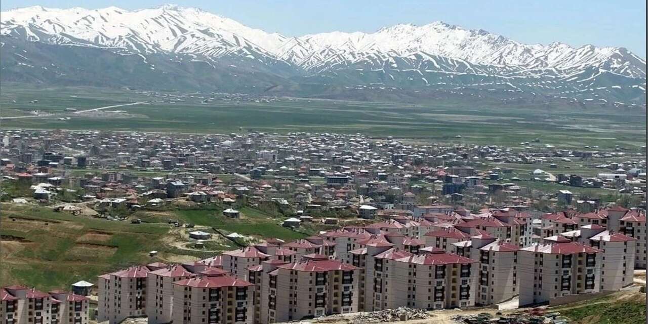 İl olmaya en yakın ilçeler arasında Yüksekova yer almadı