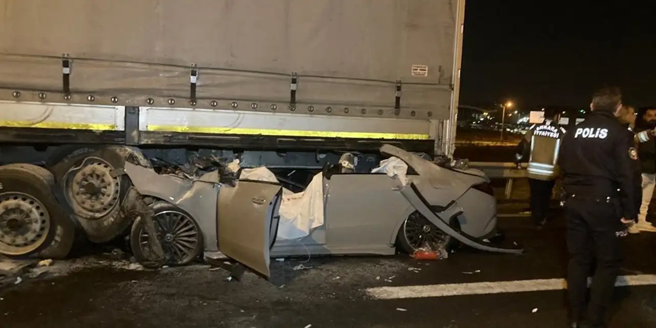 Hakkariller Ankara'da kaza yaptı: 1 ölü, 2 yaralı