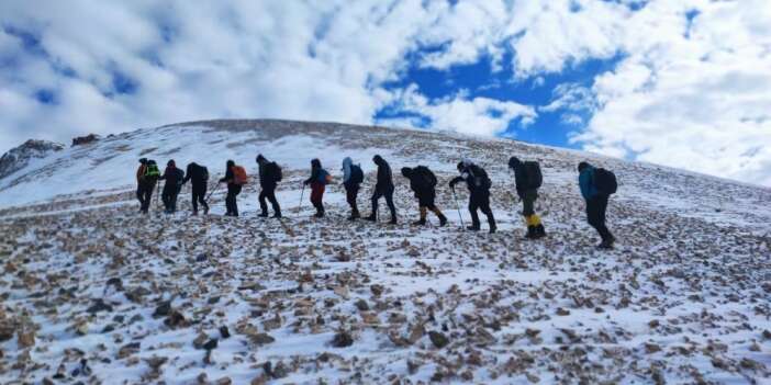 Vavira (Çeper) Dağı'na zirve tırmanışı yapıldı