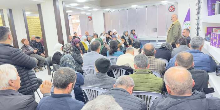 Dem Parti Barış Anneleri ve Aileleri ile bir araya geldi