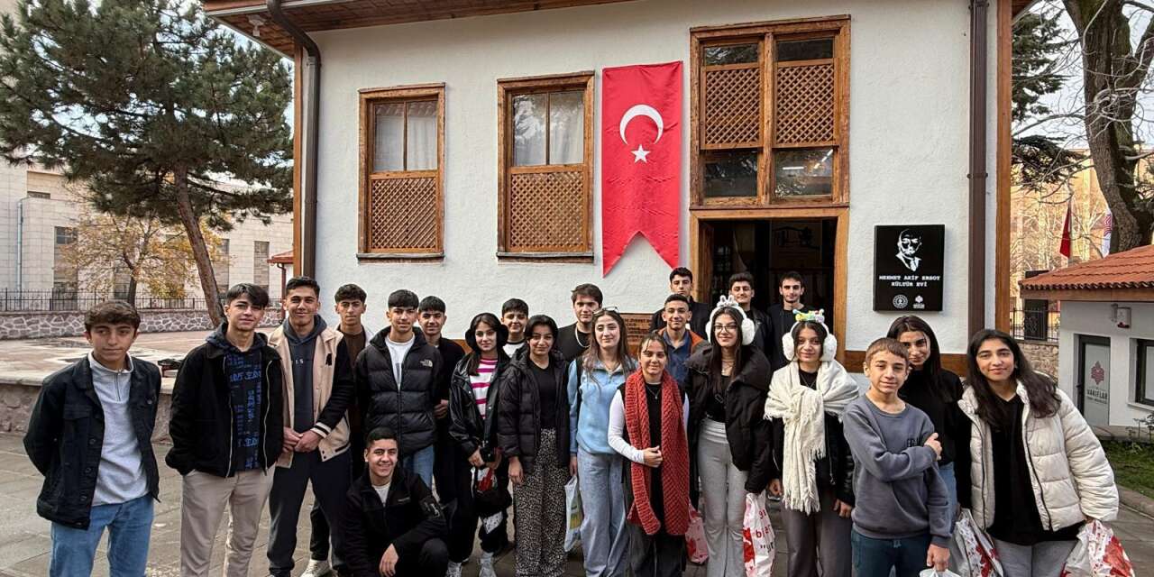 Hakkarili Gençler Ankara’da Ufuk açtı