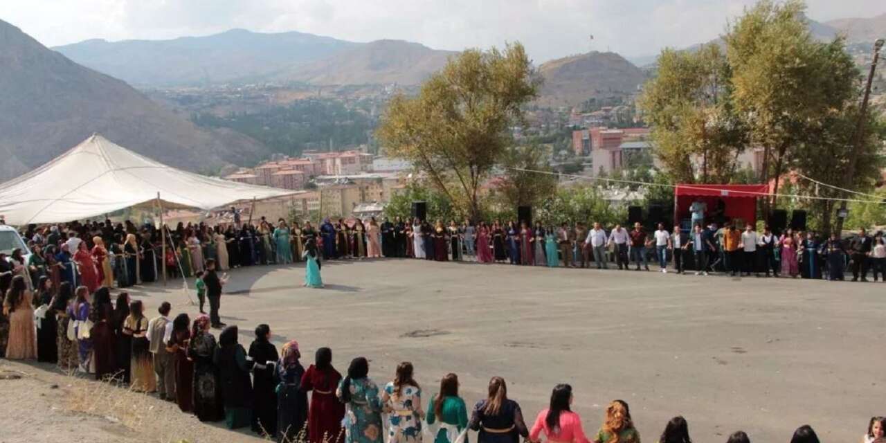 Düğün fiyatları uçtu: Çiftler borca mahkûm