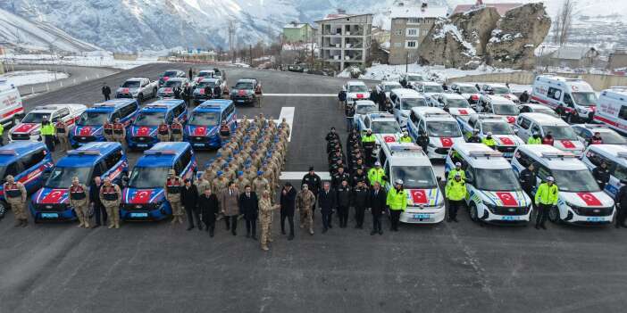 İçişleri Bakanlığı’ndan Hakkari’ye 45 yeni hizmet aracı