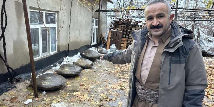 Şemdinli’de bulunan yuvarlak taşlar araştırılmayı bekliyor