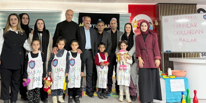 Miniklerden “Oyuncak Hastanesi” ile Hijyen Dersi