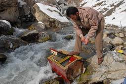 200 KİLİLOK ÇELİK KASAYI ÇALDILAR