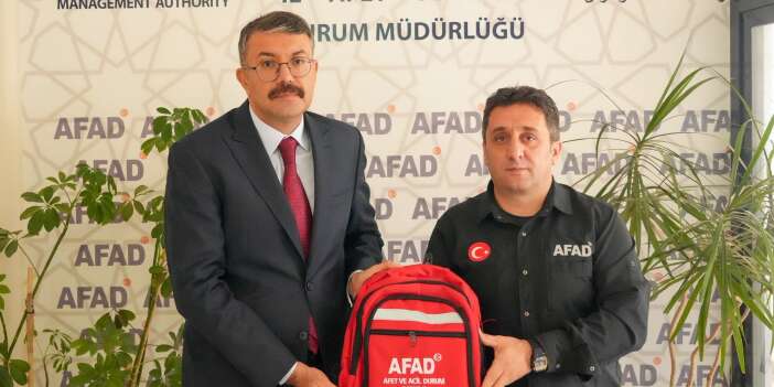 Vali Ali Çelik’ten AFAD’a kuruluş yıl dönümü ziyareti