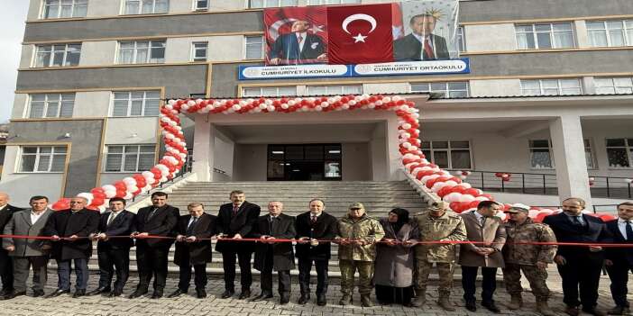 Şemdinli’de yeni okul hizmete girdi
