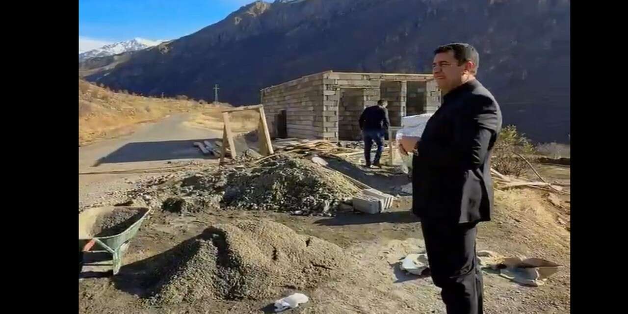 Şemdinli Sosi Deresi’ne çeşme, mescit ve lavabo yapılıyor