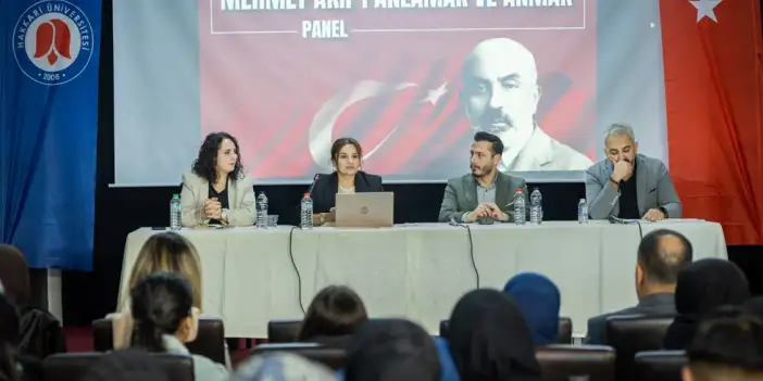 Hakkari'de Bir Milletin Direniş Ruhu Mehmet Âkif Paneli düzenlendi