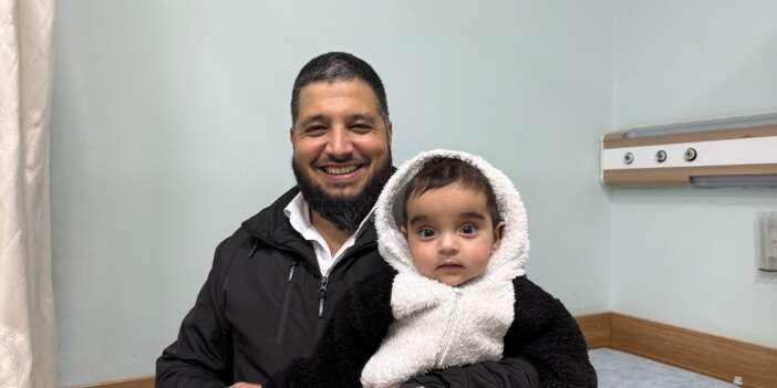 Heimlich Manevrası”yla çocuk kurtardı