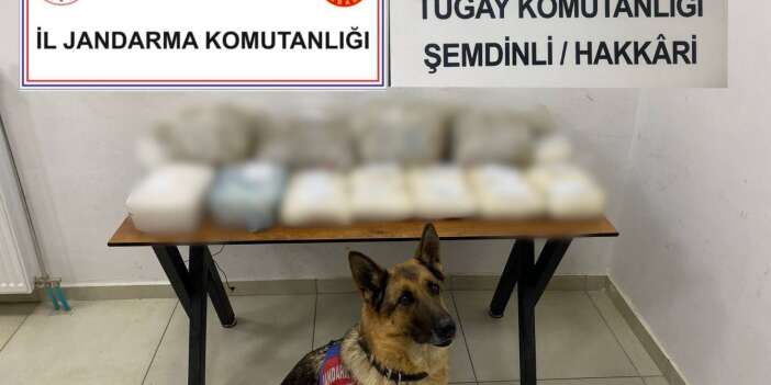 Şemdinli kırsalında iki çuval uyuşturucu ele geçirildi