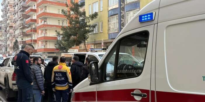 Anne 3 aylık bebeğini pencereden attı!