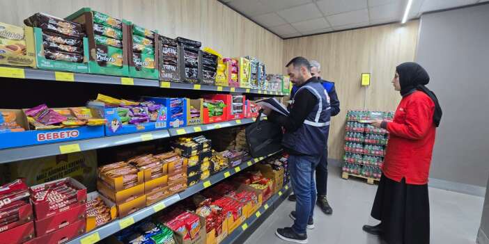 Derecik’te Market ve lokantalara kapsamlı denetim