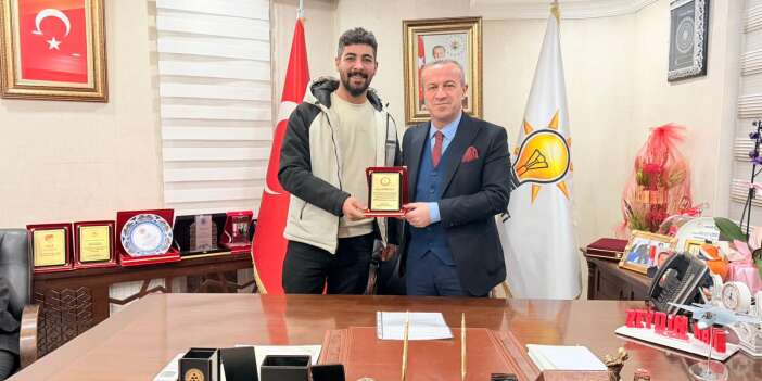 ZapSpor Barikatzap1'den Başkan Kaya'ya ziyaret