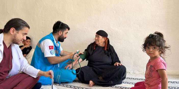 Evde sağlık hizmetleriyle şifa kapılara taşındı