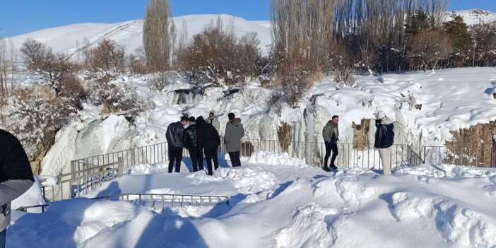 Muradiye’de kartpostallık manzara