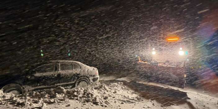 Hakkari-Van karayolunda kaza