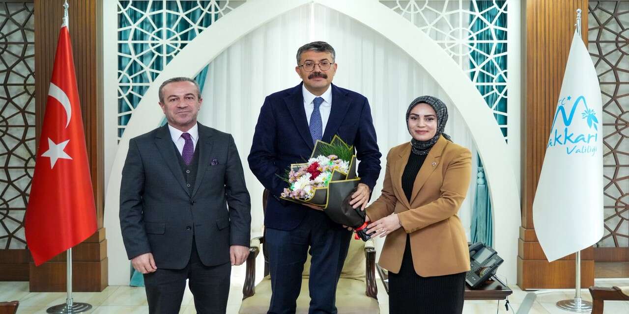 AK Parti’den Vali Çelik’e anlamlı ziyaret