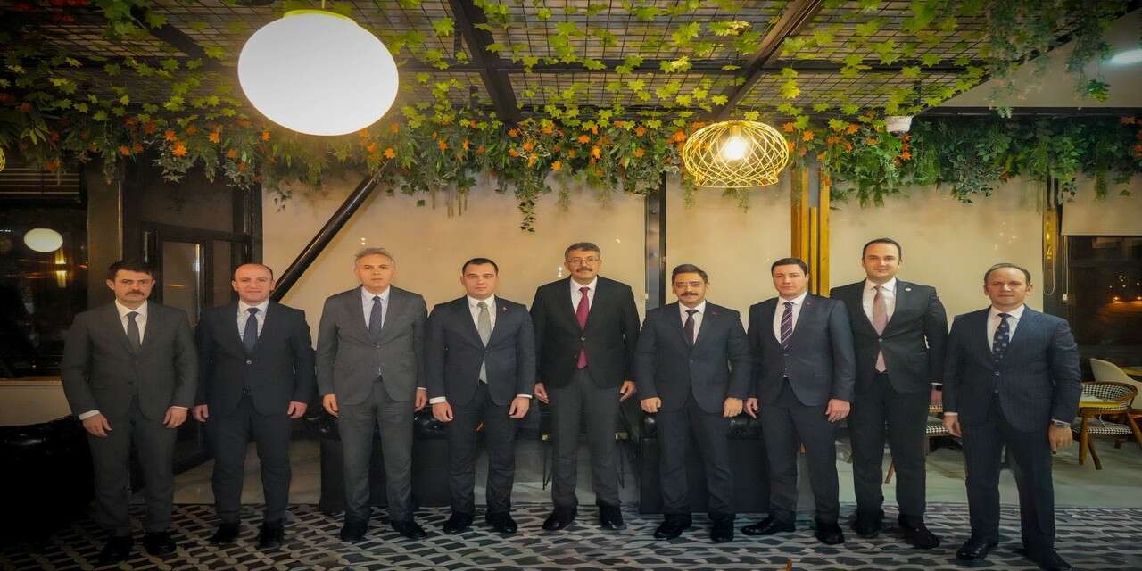 Vali Çelik, idareciler günü programına katıldı