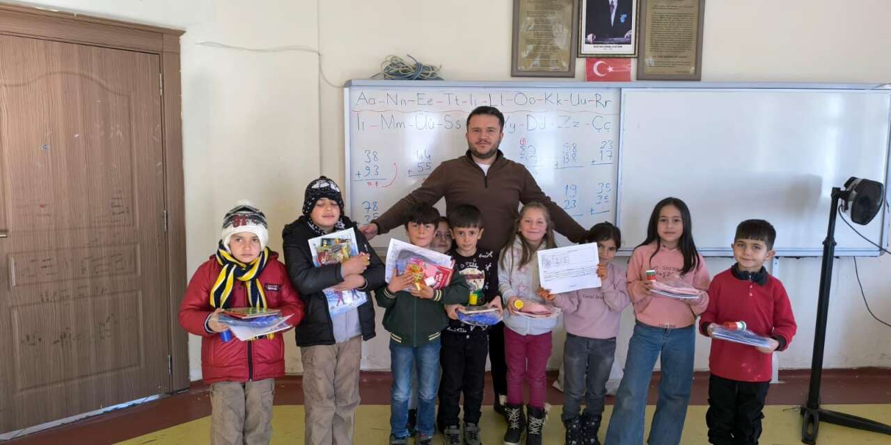 Keskin’den çocuklara karne hediyesi