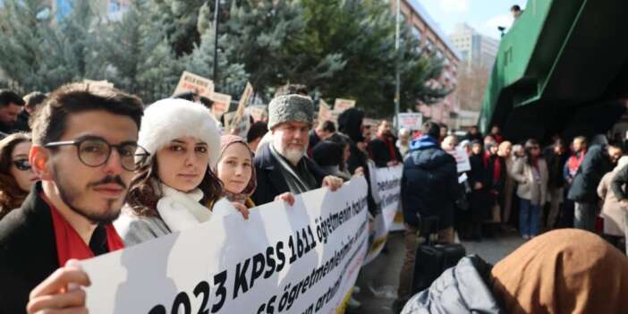 Eğitim-Bir Sen'den ek atama bekleyen öğretmen adaylarına destek