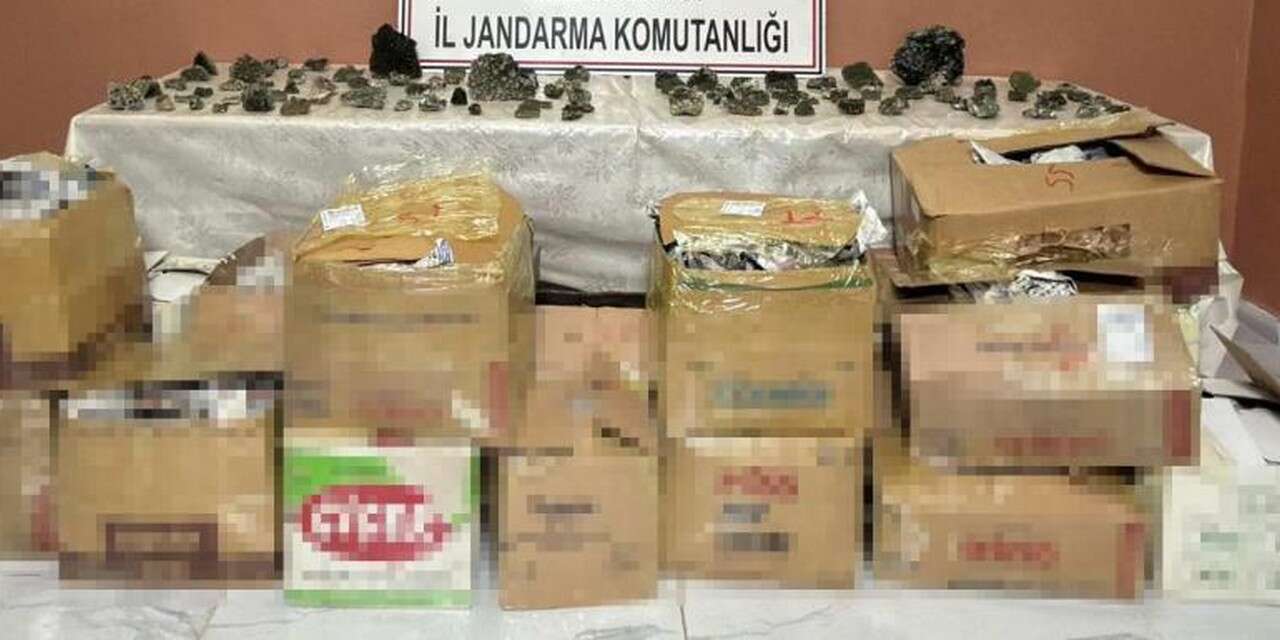Bin 410 adet epidotlu kuvars taşı ele geçirildi