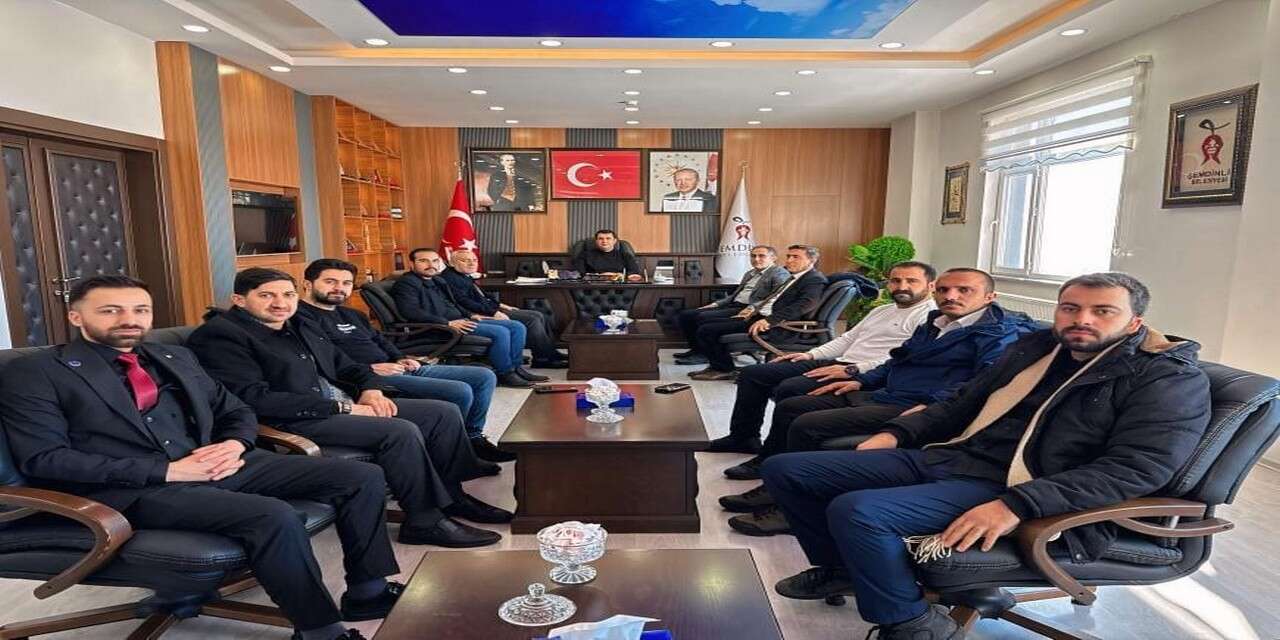 Şemdinli STK Platformu’ndan Başkan Fahri Şakar’a Ziyaret