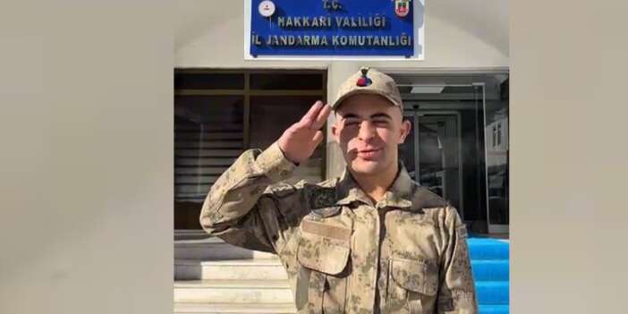Vatan sevgisi engel tanımadı: Sıtar’ın askerlik sevinci