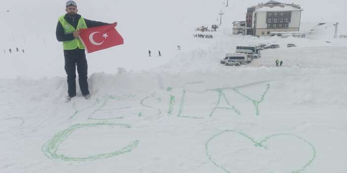 Yeşilay’dan Zirvede Farkındalık