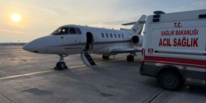 Uçak ambulans bebek hastalar için havalandı
