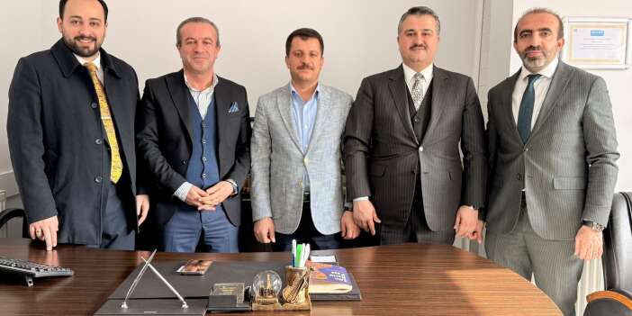 AK Parti Hakkâri Teşkilatından Esnaf Odalarına ziyaret