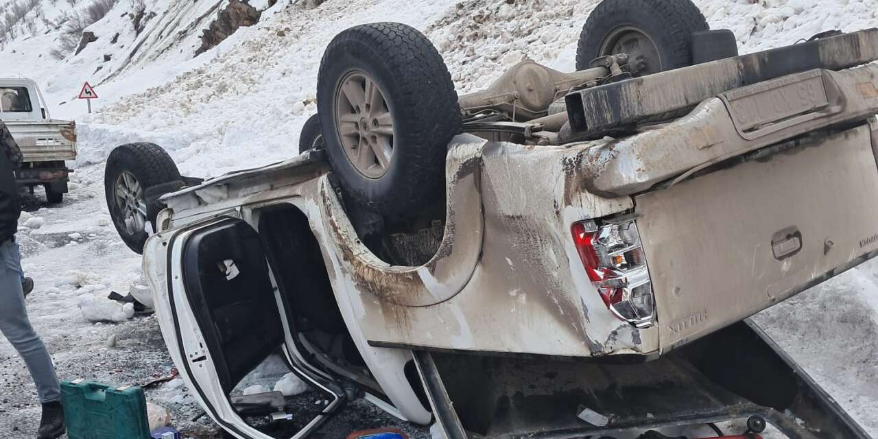 Hakkari’de Trafik Kazası: 2 Yaralı