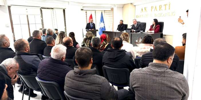 AK Parti Hakkâri Merkez İlçe danışma meclisi toplandı