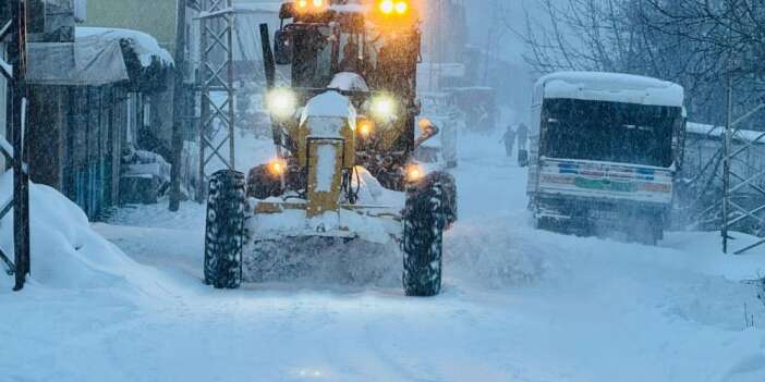 Beytüşşebap'ta eğitime 1 gün ara verildi