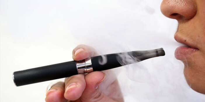 Uzmanından elektronik sigara uyarısı