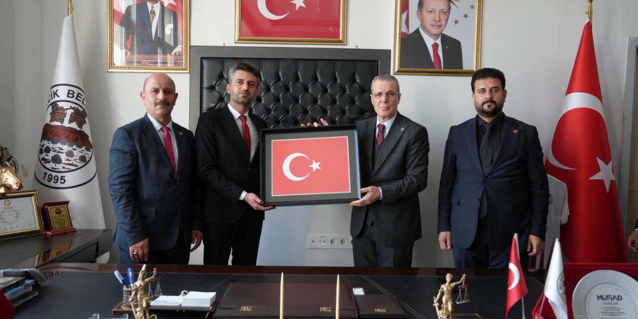 Yeniden Refah Partisi Heyetinden Derecik Belediyesi’ne ziyaret