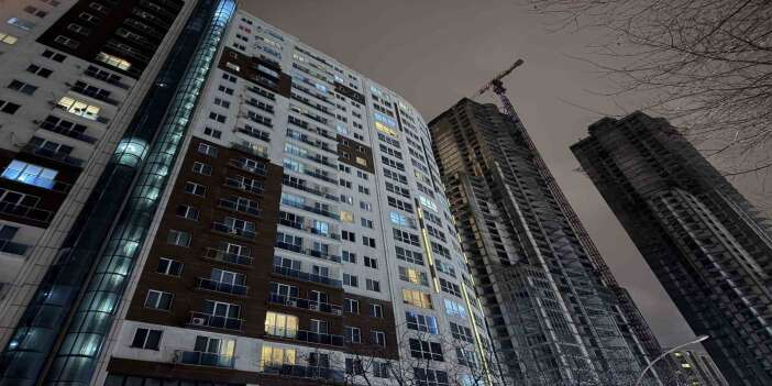 Esenyurt’ta Site Koridorunda 2 Ölü