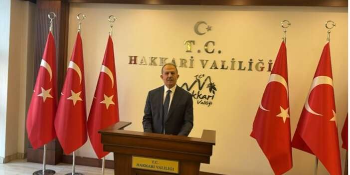 Vali Taşyapan görevine başladı