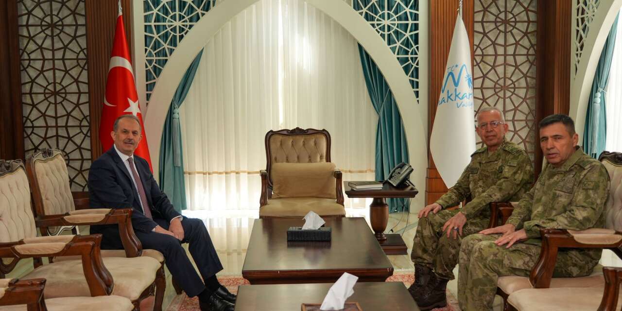 Komutanlardan Vali Taşyapan’a hayırlı olsun ziyareti