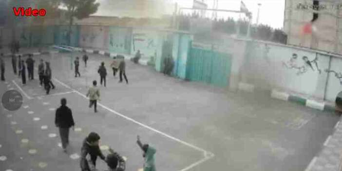 İran’da eğitim alanında korkunç saldırılar