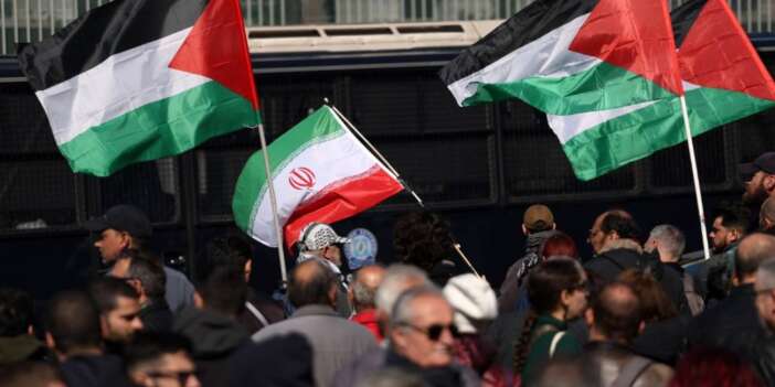 İran’da dini liderlik için kritik açıklama