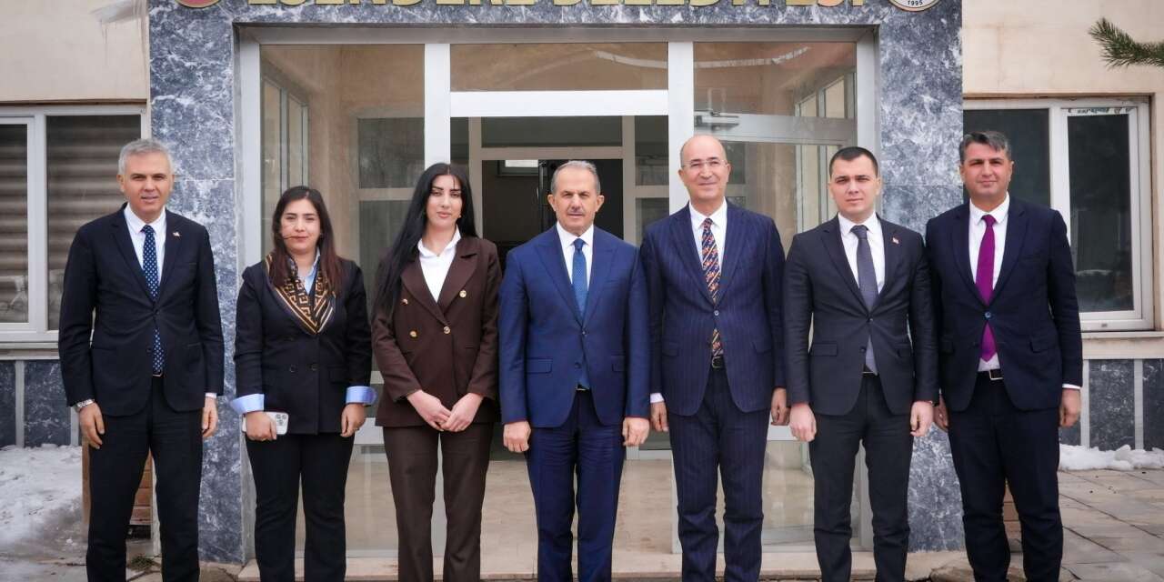 Vali Taşyapan, Esendere Belediyesini ziyaret etti