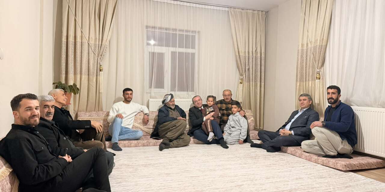 Ramazan sofrasında buluşma: Başkan Kaya Yeni Mahalle’de