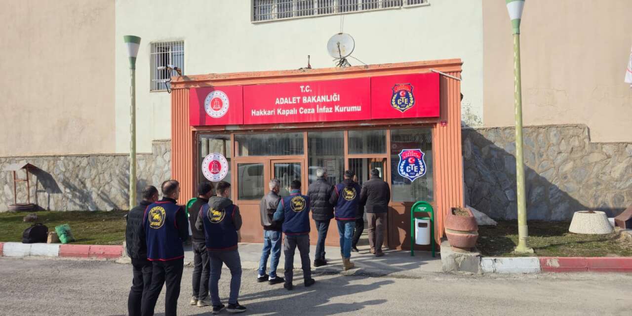 Hakkari’de 25 yıl hapis cezası bulanan 5 şahıs yakalandı