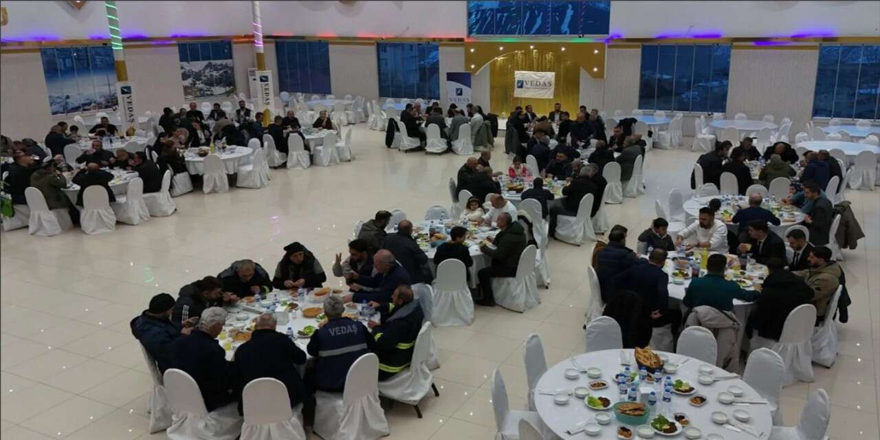 VEDAŞ Çalışanları İftar Sofrasında Buluştu