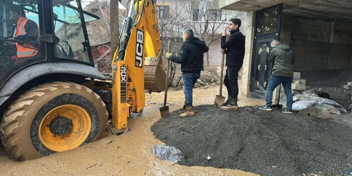 Şemdinli’de Heyelan: Mahallede Panik