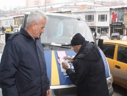 Zabıta minibüsçülere ceza yağdırdı