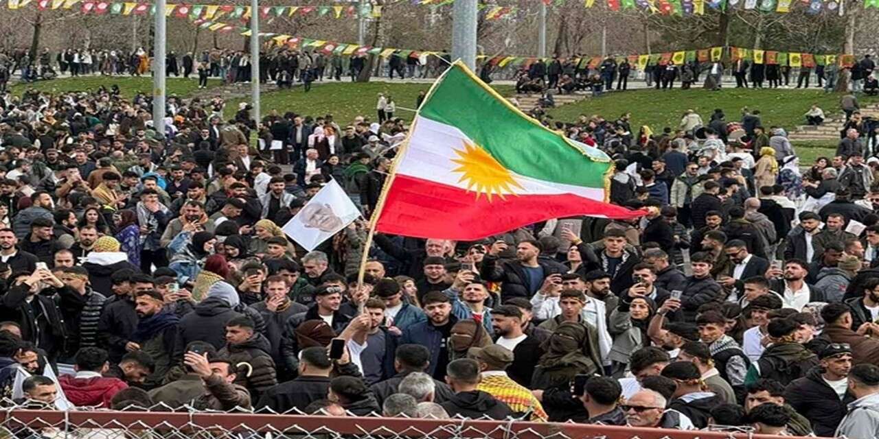Diyarbakır'da Newroz coşkusu