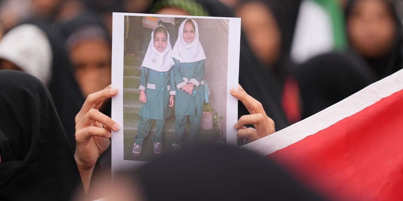 ABD-İsrail saldırılarında 210 çocuk hayatını kaybetti